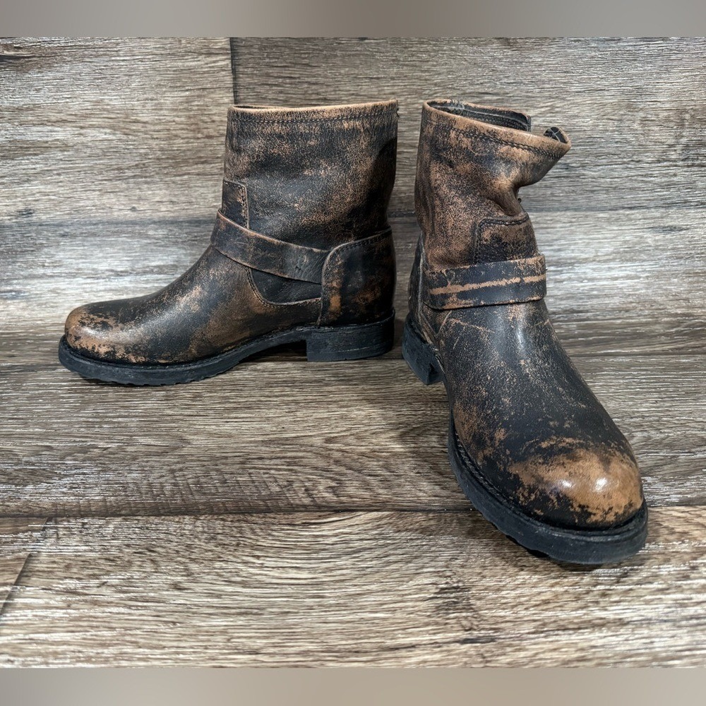 NEW w/o Box FRYE VERONICA FLEX BOOTIE IN DISTRESSED ANTIQUE BLACK SIZE 6.5 - Picture 10 of 11